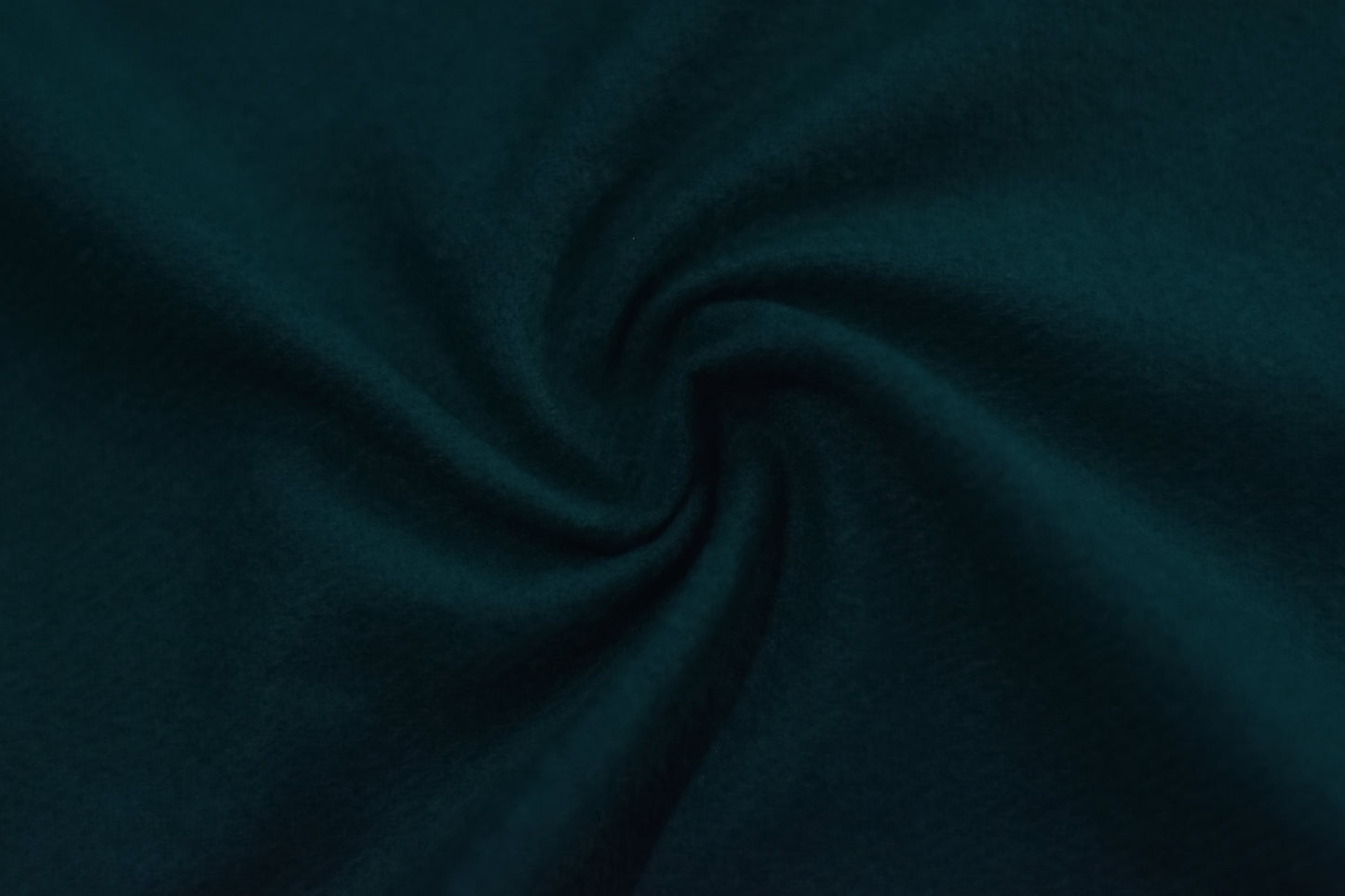 PREMIUM WOOL STOLE- DARK GREEN