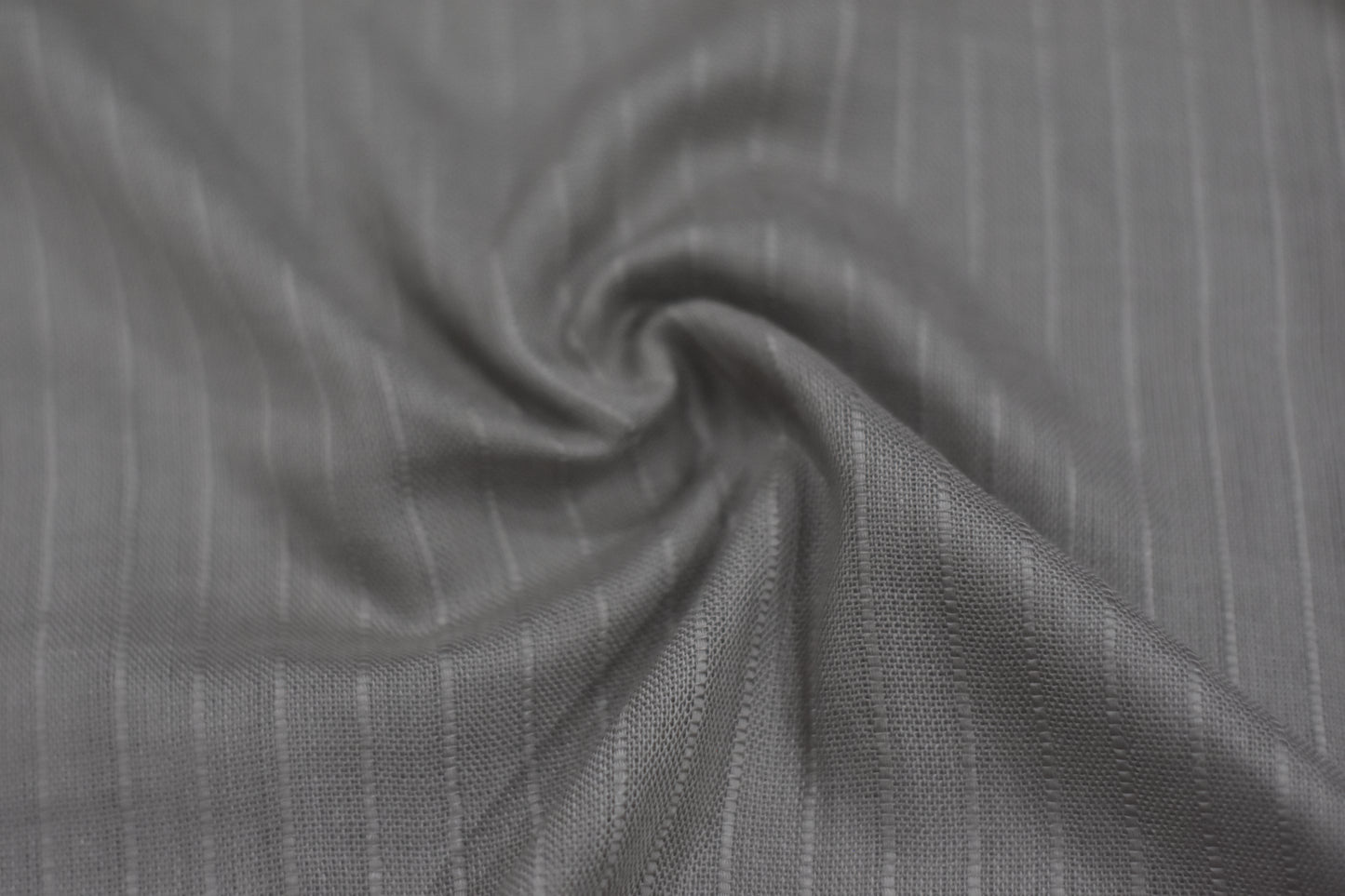 STRIPED SLUB LAWN SHAWL- BRIGHT GRAY