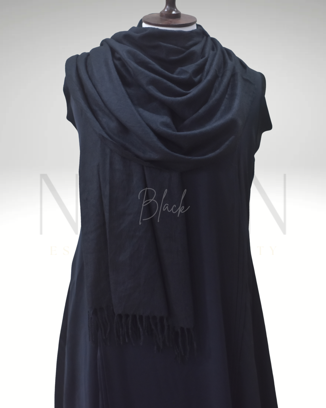 PREMIUM WOOL STOLE- BLACK